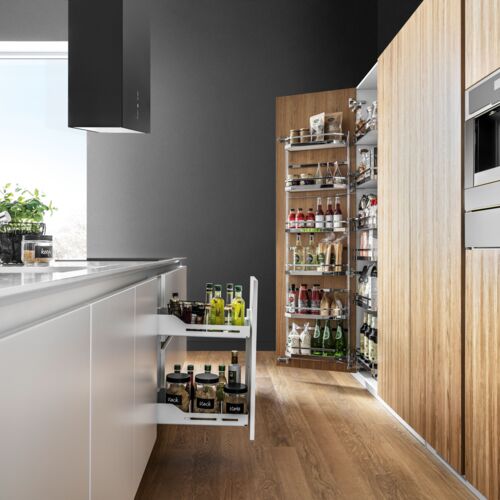 Under-counter storage in the cooking zone