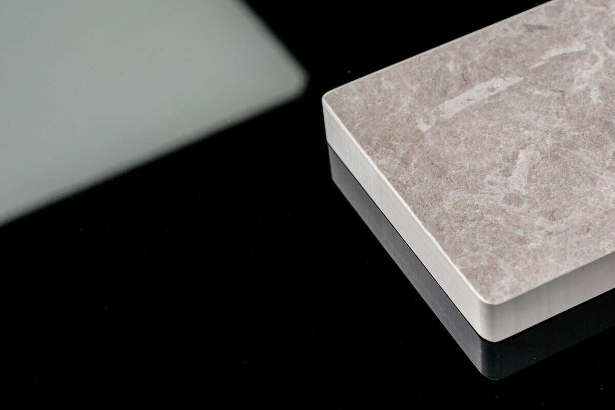 Płyty pilśniowe, sklejka, MDF, wiórowa itp., Black, Kronospan