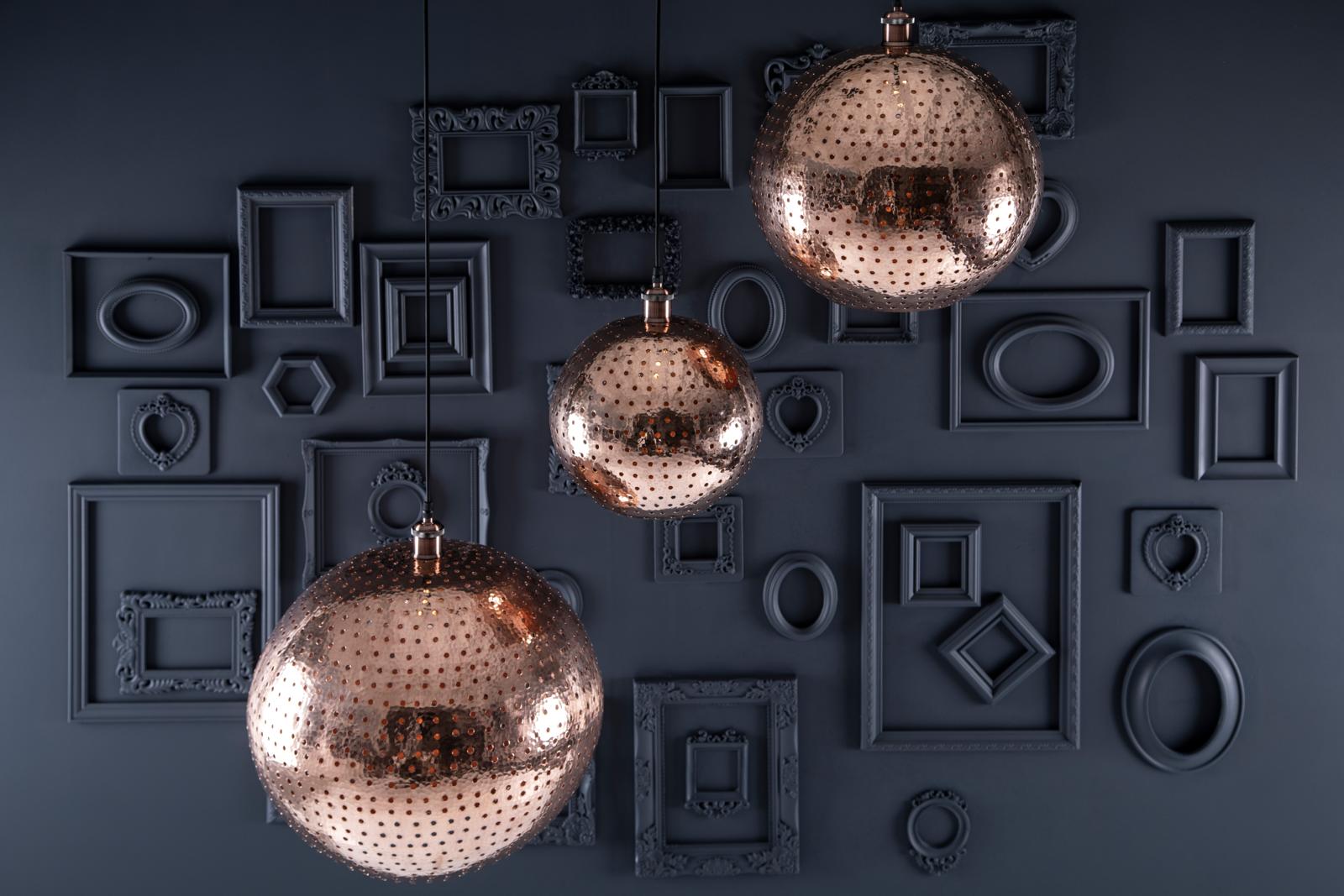 Lampy zwieszane, Bola XL - świecąca kulista lampa sufitowa, Cerames