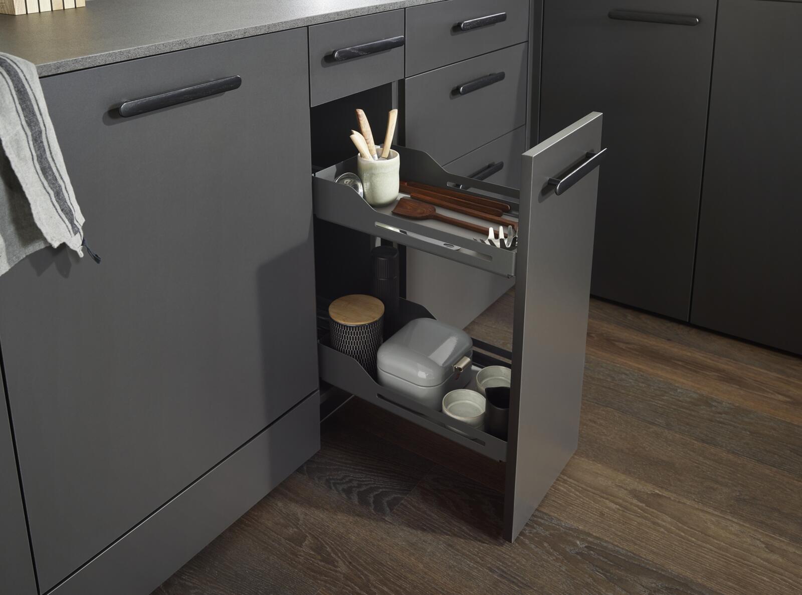 Under-counter storage in the cooking zone