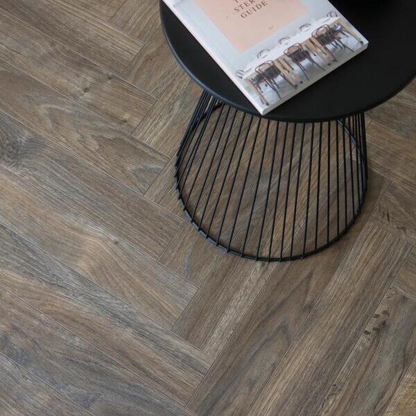 Laminate Flooring, Java Brown / Chateau+, BERRYALLOC NV