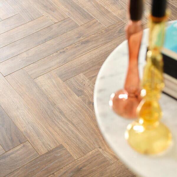 Laminate Flooring, Java Brown / Chateau+, BERRYALLOC NV