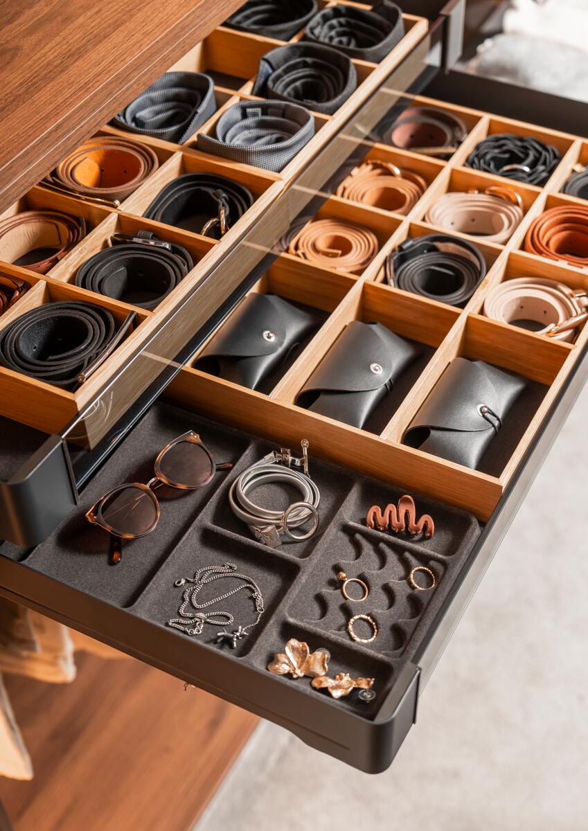 Wardrobe systems CONERO