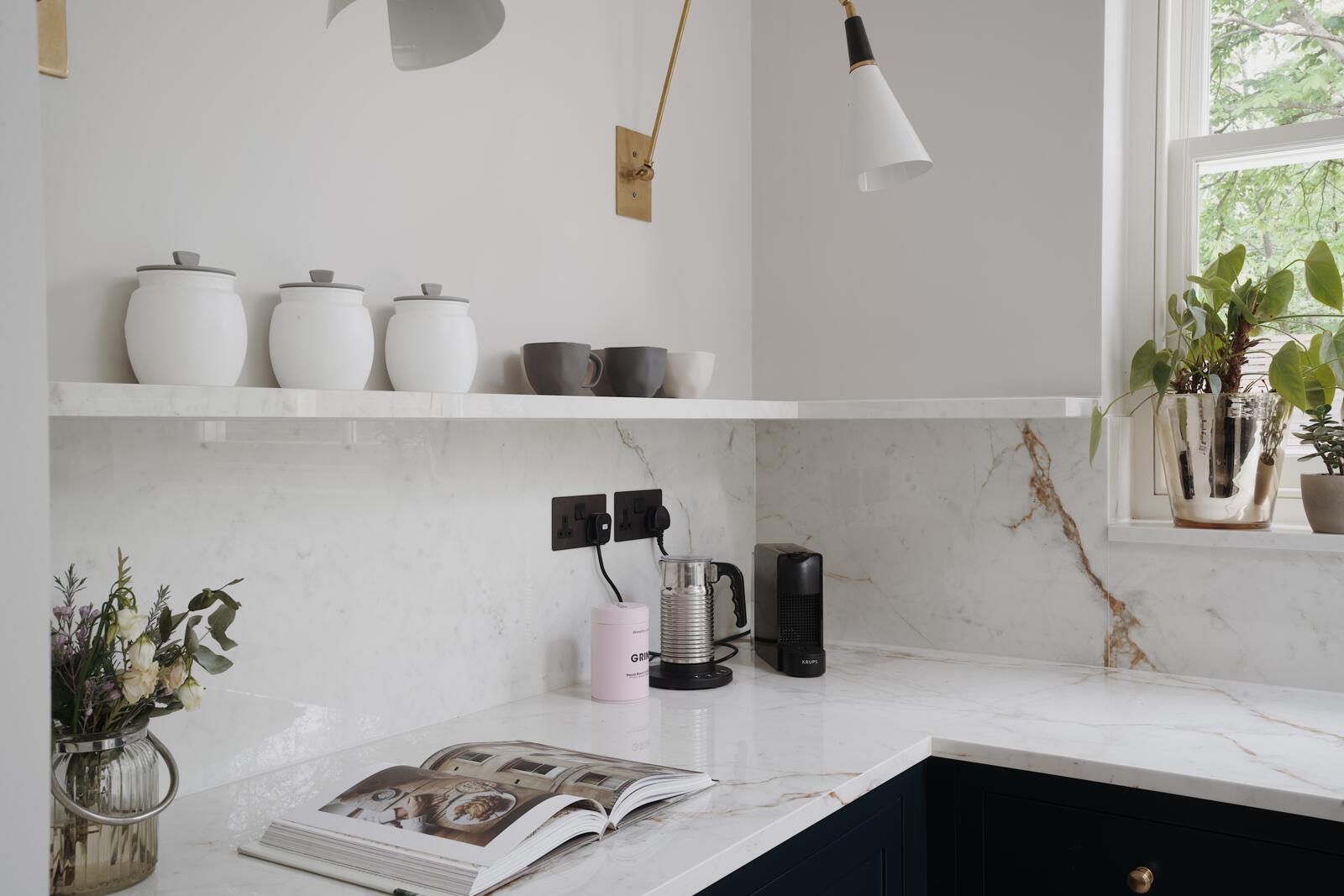 Quartz sinters, The New Classtone / Abu Dhabi White, Neolith
