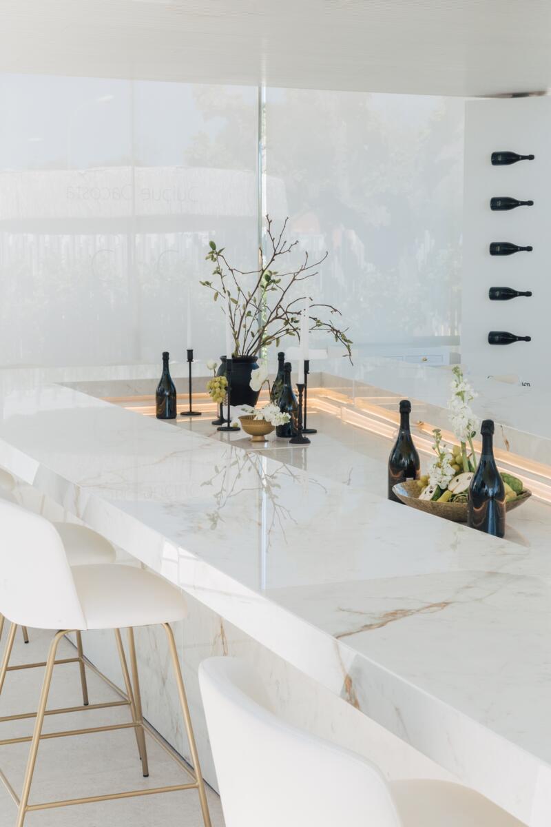 Quartz sinters, The New Classtone / Abu Dhabi White, Neolith