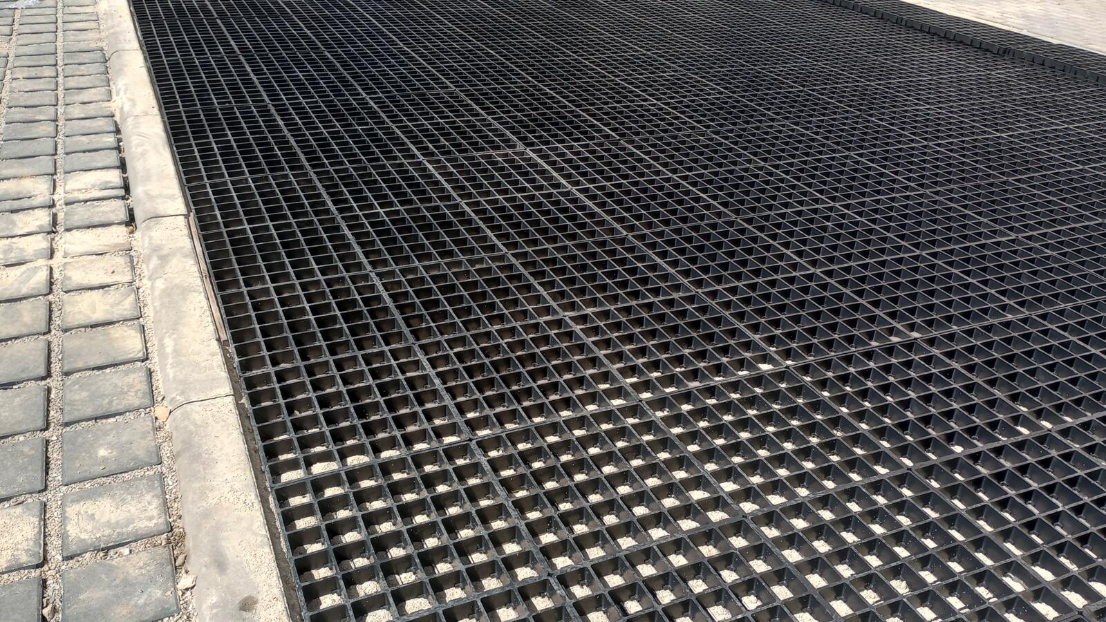 Lawn grille, INOVGREEN HL50, TPP Thermoplastics Polska Sp. z o.o.