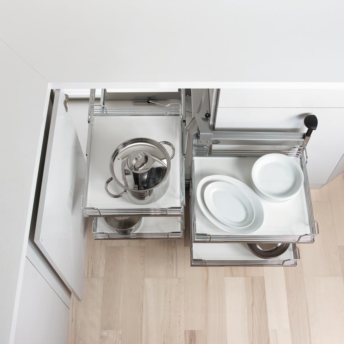 Corner storage