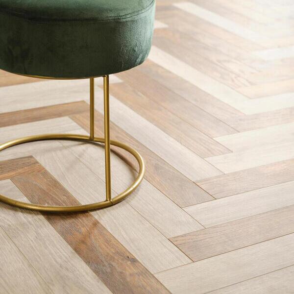 Laminate Flooring, Java Brown / Chateau+, BERRYALLOC NV