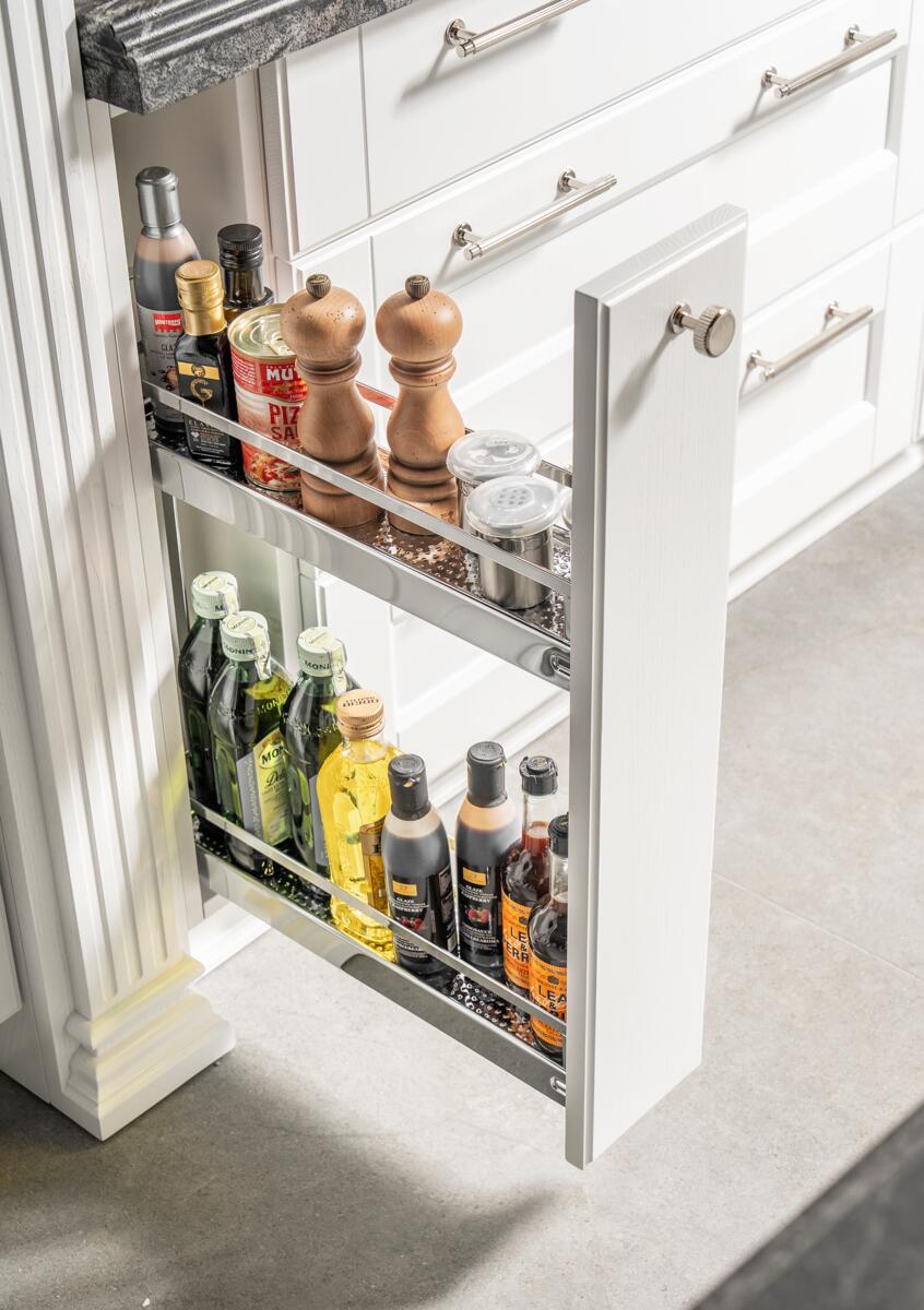 Under-counter storage in the cooking zone