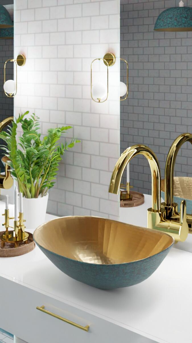 Mexican bathroom with a copper accent